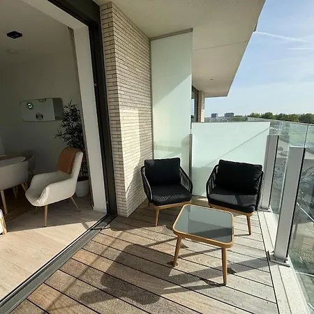 Enjoy The Belgian Coast With Indoor Heated Swimmingpool And Fitness Ostenda